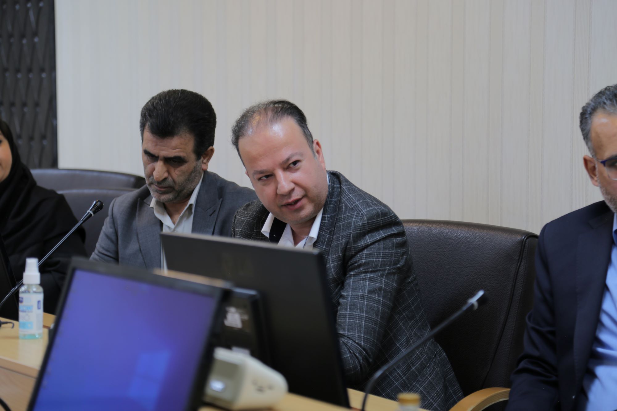 نشست هماهنگی مدیران روابط عمومی شرکت‌های تابعه هلدینگ آینده‌پویا برگزار شد